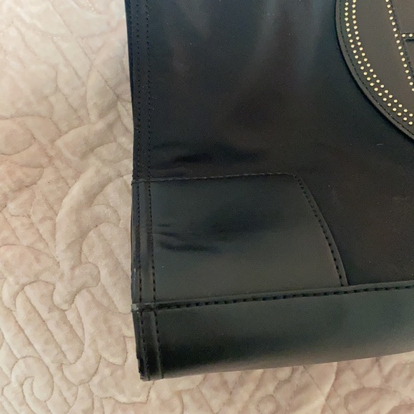 Tory Burch tote - Picture 11 of 12